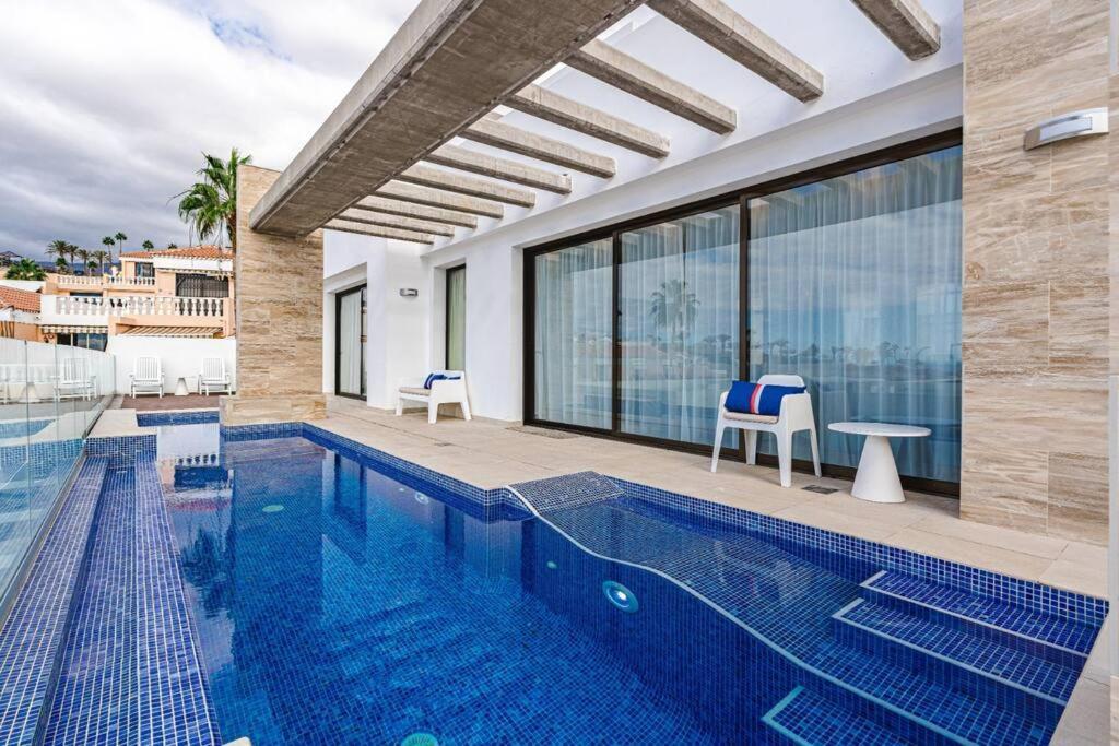 אדחה Villa Riviera De 4 Dormitorios Con Piscina. מראה חיצוני תמונה
