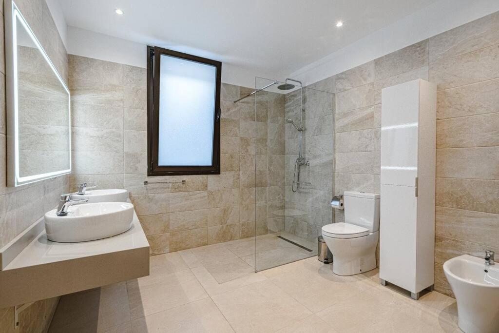 אדחה Villa Riviera De 4 Dormitorios Con Piscina. מראה חיצוני תמונה