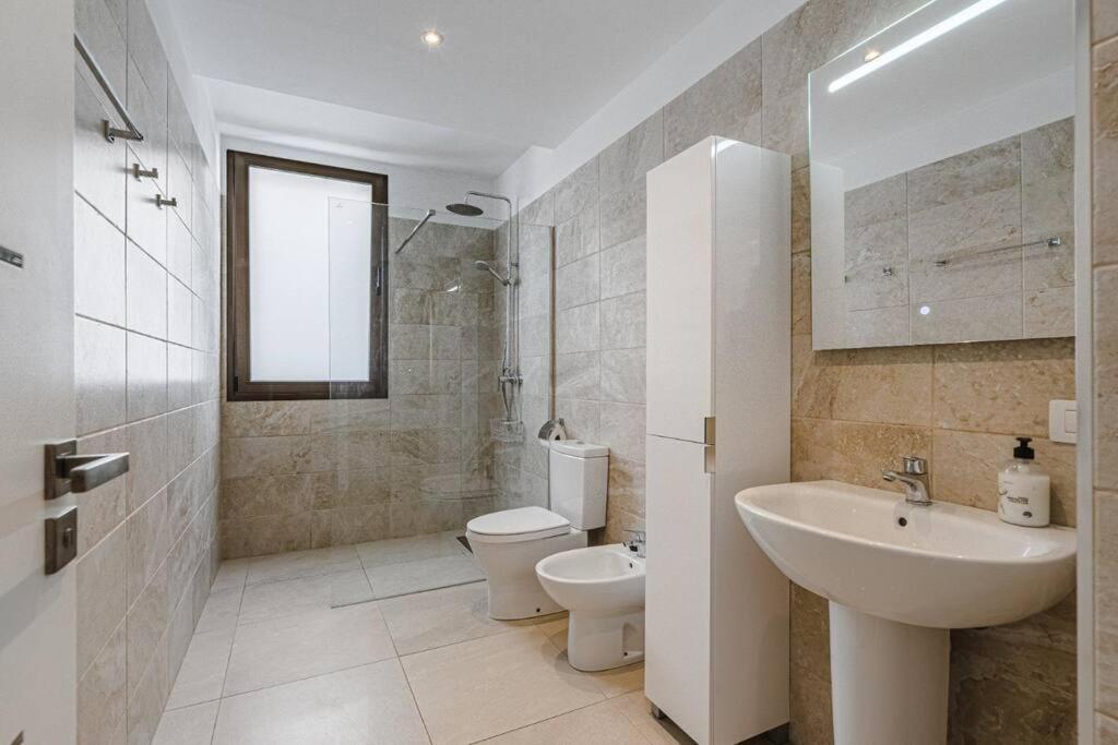 אדחה Villa Riviera De 4 Dormitorios Con Piscina. מראה חיצוני תמונה